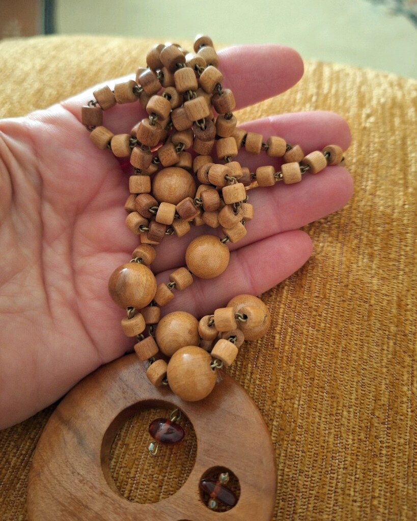 AHŞAP KOLYE - 3