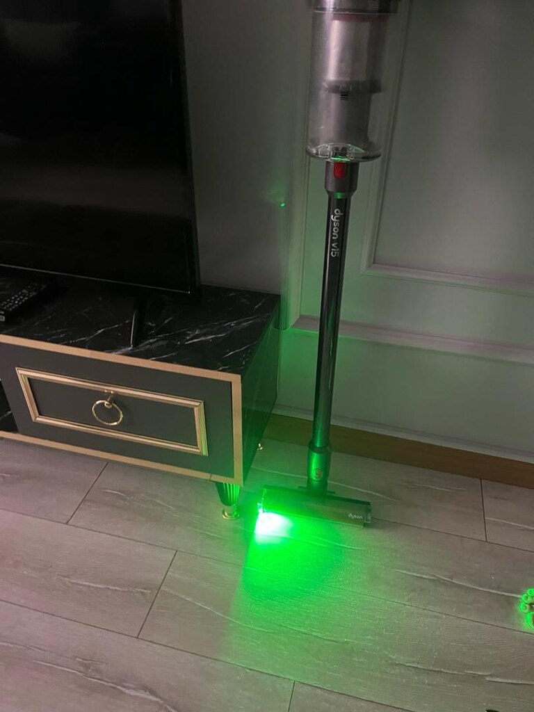 Dyson v15 - 5