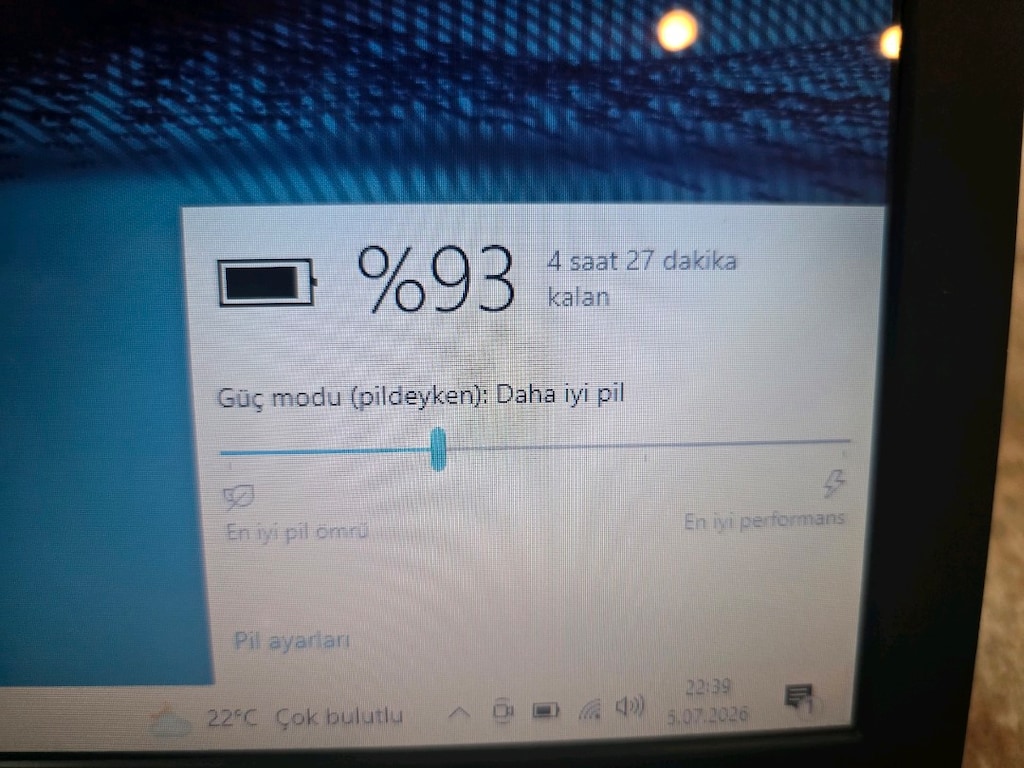 Toshiba i7 5gen 2gb Nvidia - 5