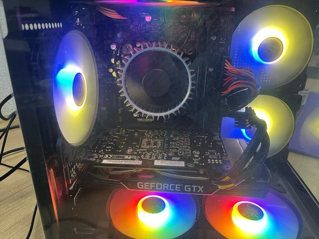 Sıfır Oyun Canvarı temiz i5 12400f 16 gb GTx 1660ti 6 gb 192bit - 7