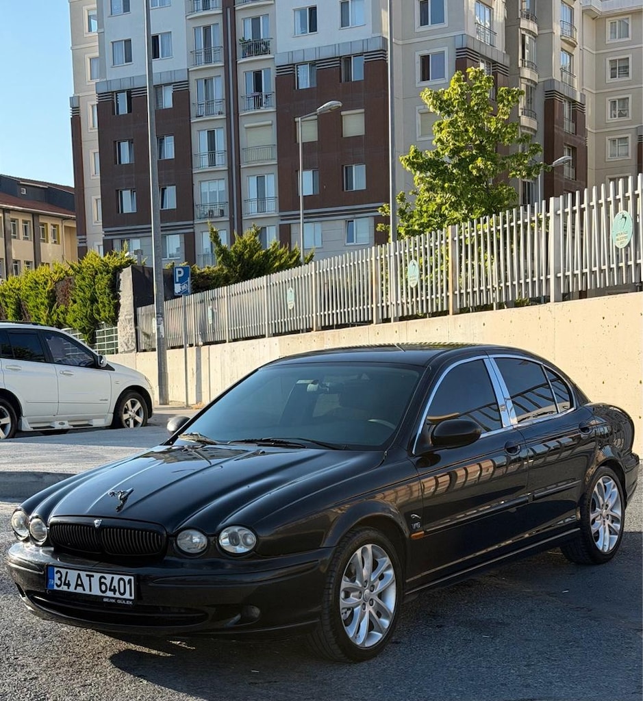 Jaguar X-TYPE