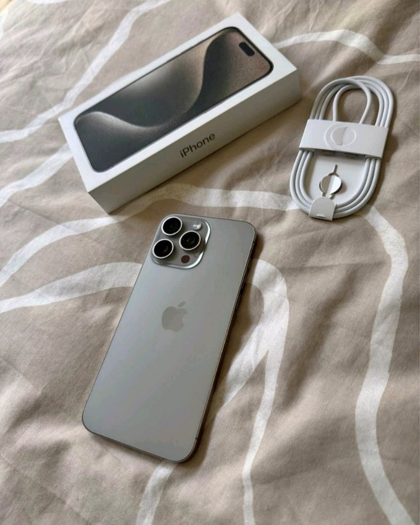 15 PRO MAX İPHONE TR ACİKLAMA Okuyunuz