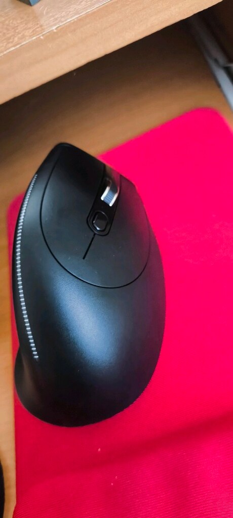 Zelotes F-36A Wireless Gaming Mouse. - 4