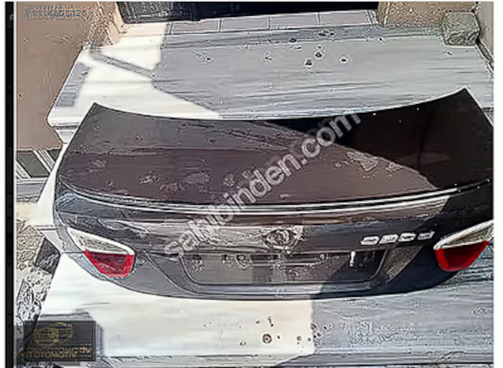 E90 3.20 BAGAJ KAPAĞI - 2