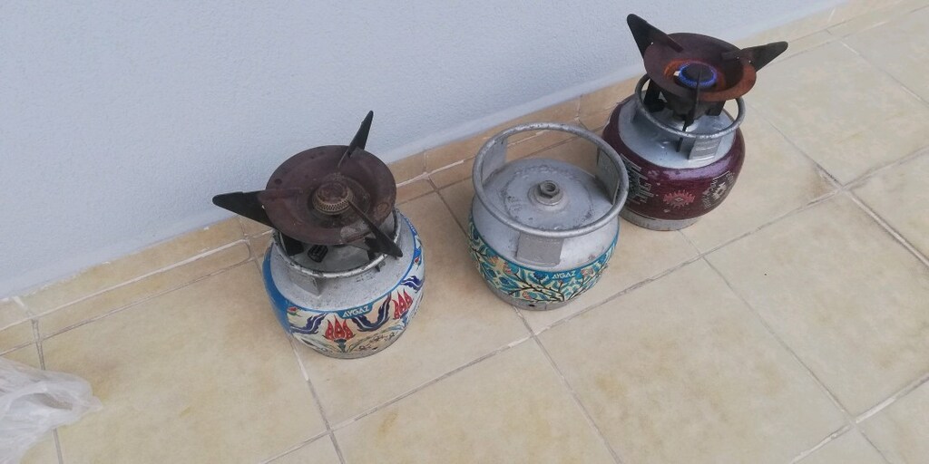 3 Adet var birisi dolu yanıyor - 11