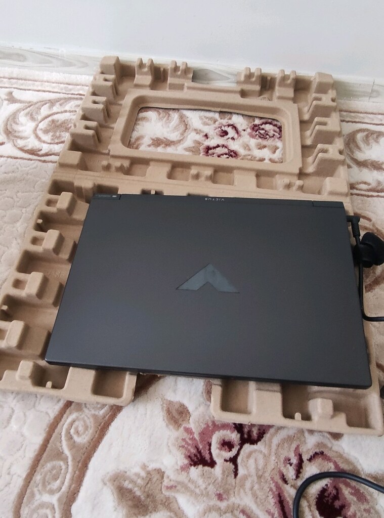 HP victus 16 '' i5 13500H //RTX 4060// 16 GB DDR5 //1 TB m2 NVME - 3