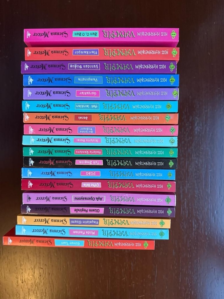 kiz kardesim vampir serisi toplam 18 kitap