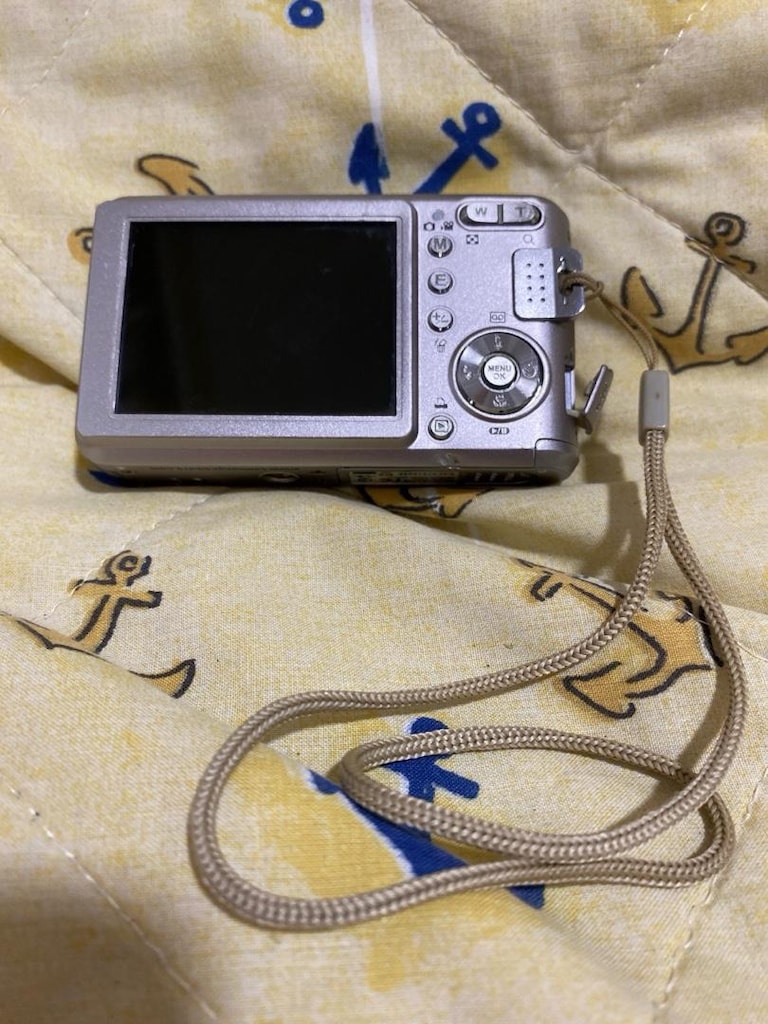 SAMSUNG L700 DİJİTAL FOTOĞRAF MAKİNASI - 2