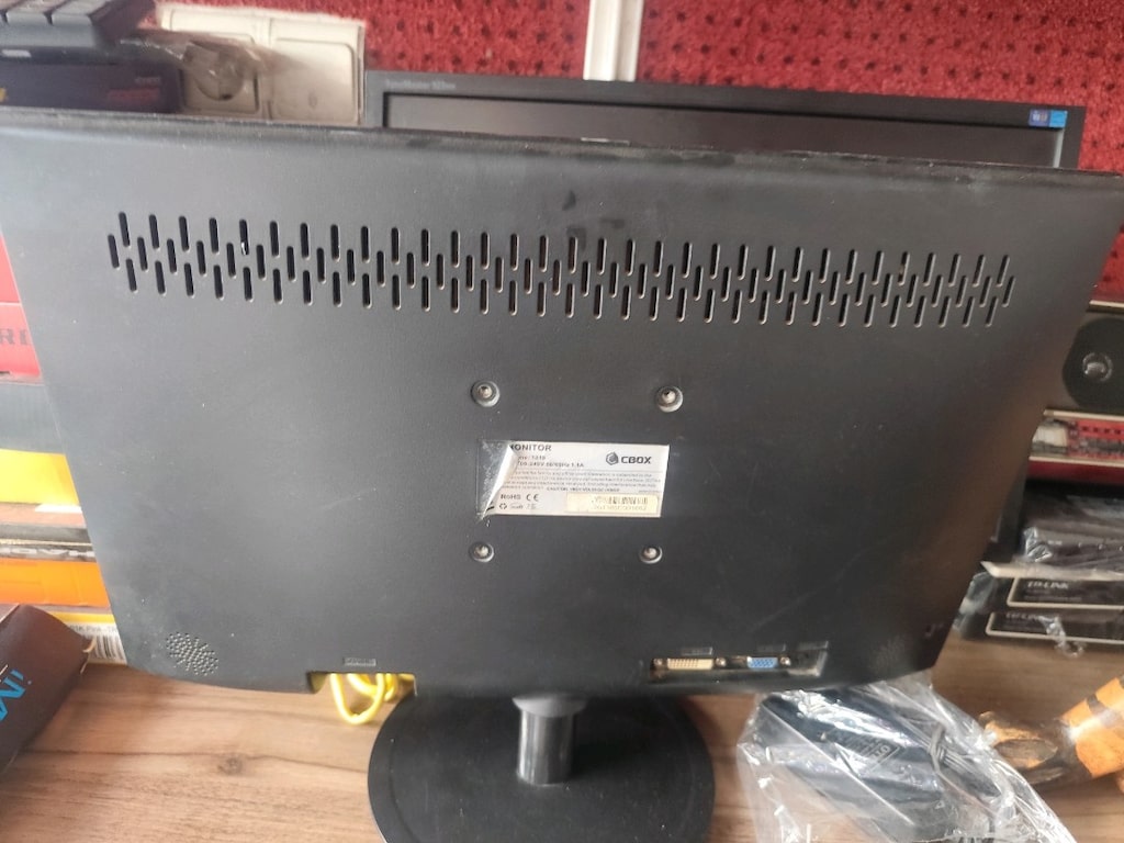 19 inç monitör led - 4