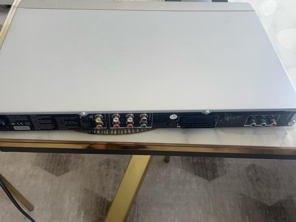 VESTEL DVD 6500 DVD-Divx player - 3