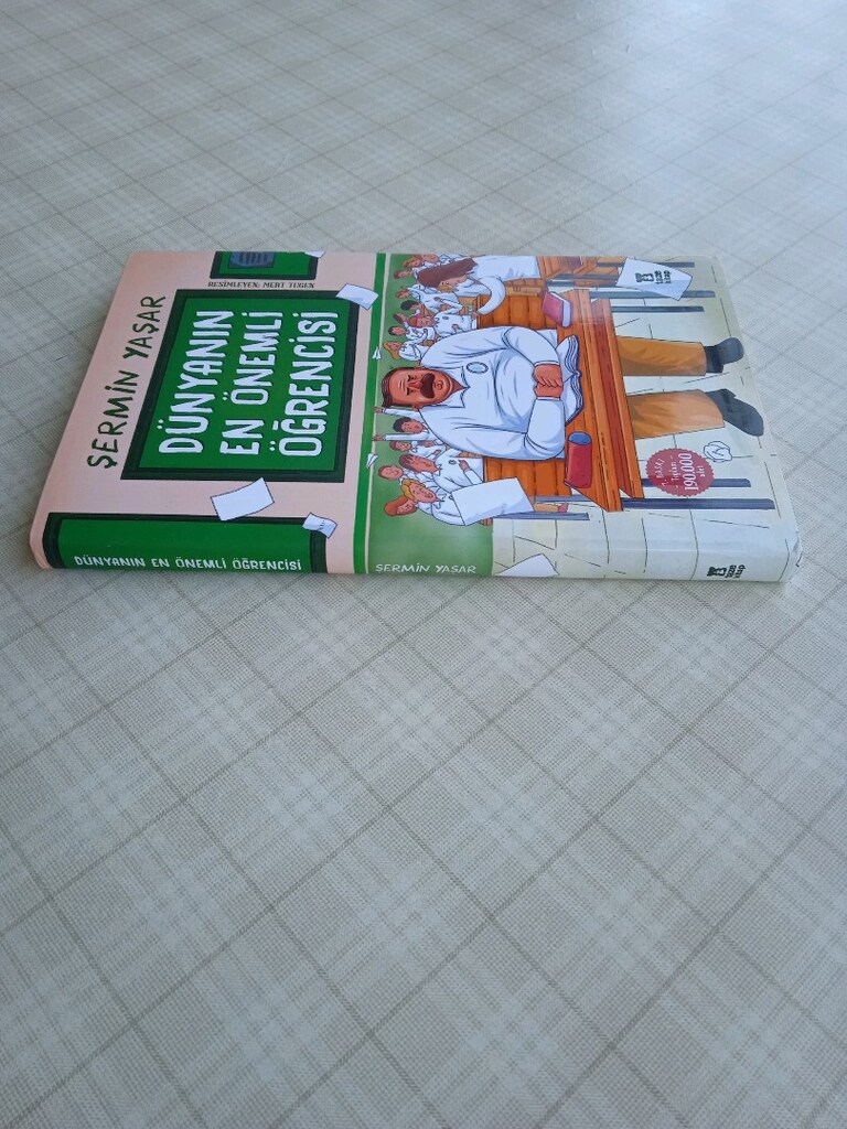 Dünyanın En Önemli Öğrencisi Şermin Yaşar Kitap - 3