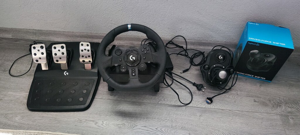Logitech G923 + vites kolu (shifter) - 2