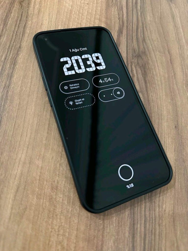Nothing Phone 1 Yurt İçi - 4