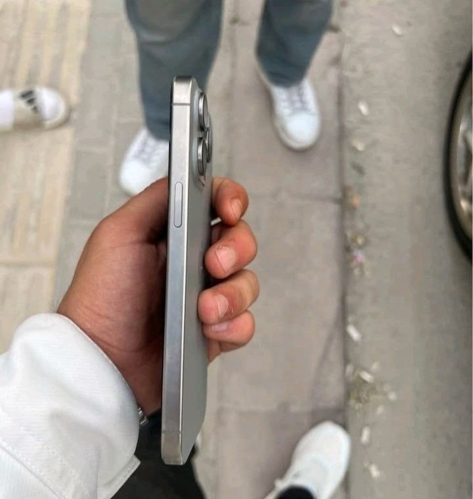Acil Satılık İPhone 15 Promax - 5