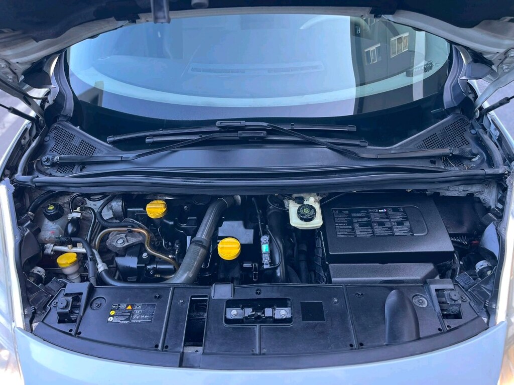 Renault Grand Scenic - 2