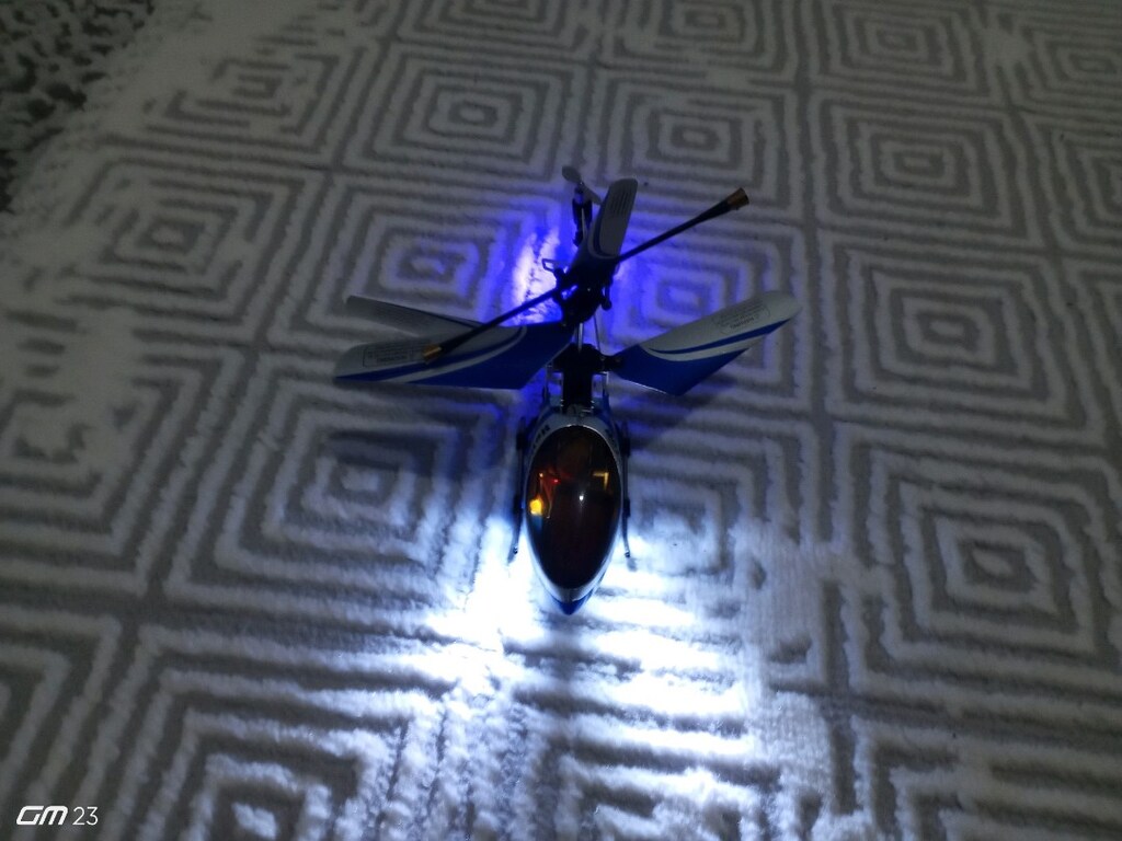 uzaktan kumandalı RC helikopter - 15