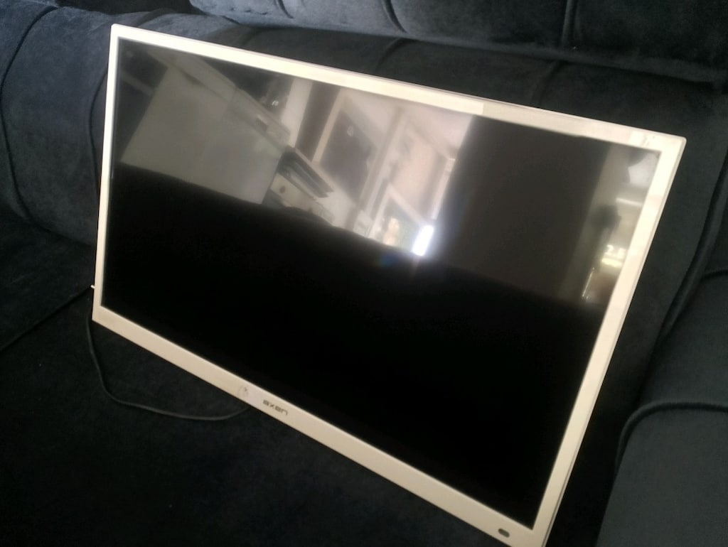 AXEN 32.İNÇ LED TV 82 EKRAN HARİCİ UYDUALICILI İNTERNETSİZ TEMİZ SAĞLA - 3