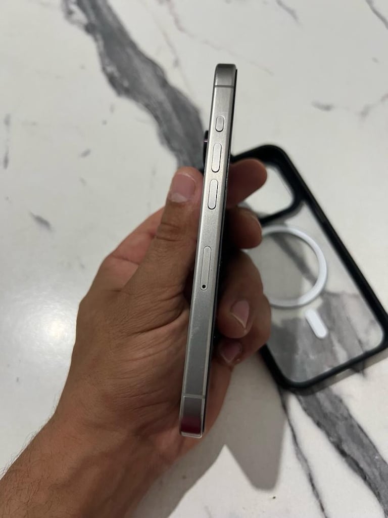 iPhone 15 Pro çift fiziki hat pil 89 60 gün süresi var deyisen parça - 2