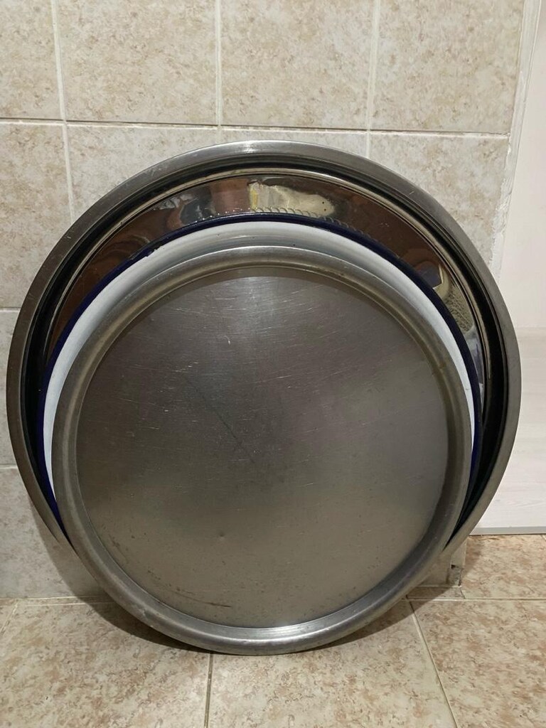 buyuk boy sini tepsi büyük emaye tepsi ve digerleri ile beraber toplu - 4