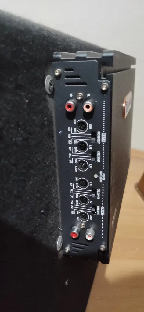 Subwoofer ve amfi - 4