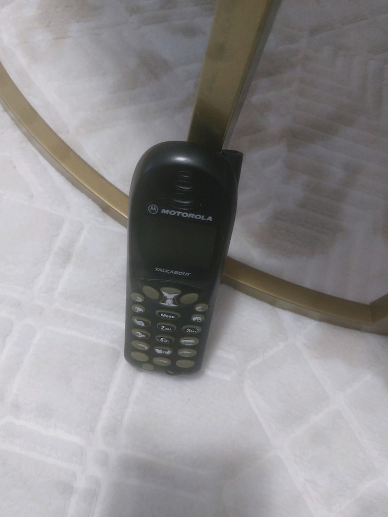 Motorola tuşlu cep telefonu. pili bitik - 7