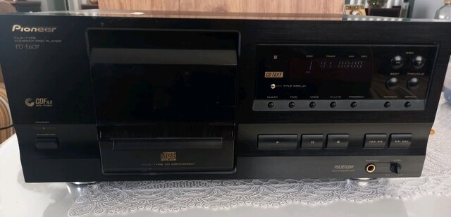 PIONEER 25 CD ÇALAR PD-F607