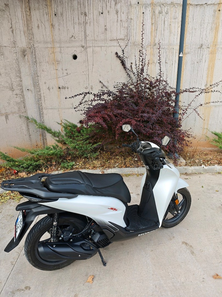 2700 km de HONDA SH 125 - 3