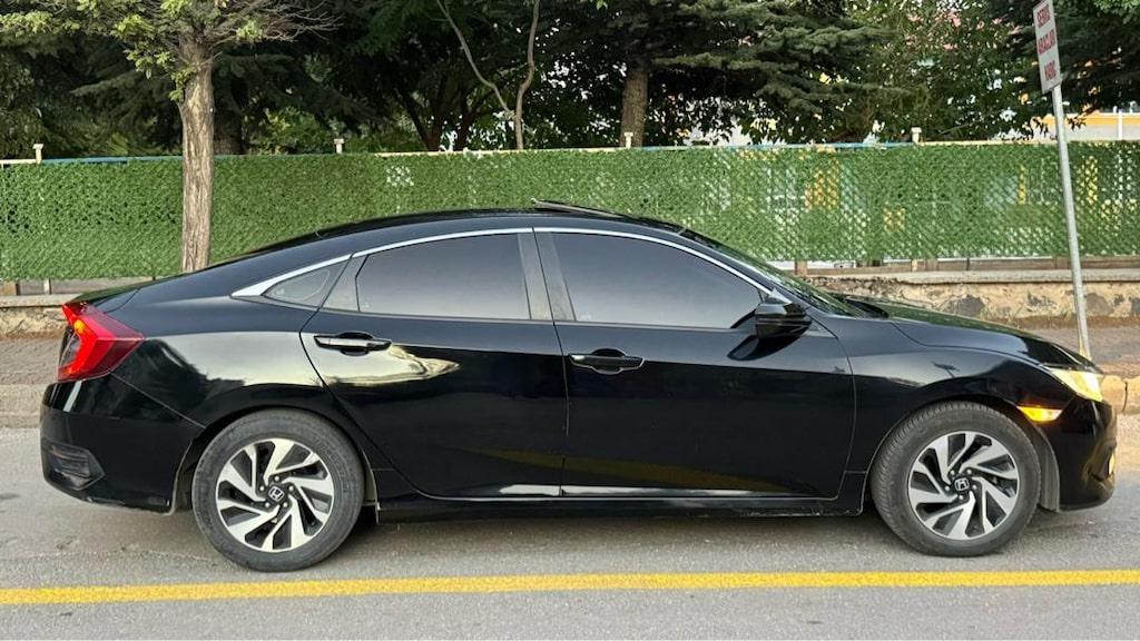 Honda Civic - 11