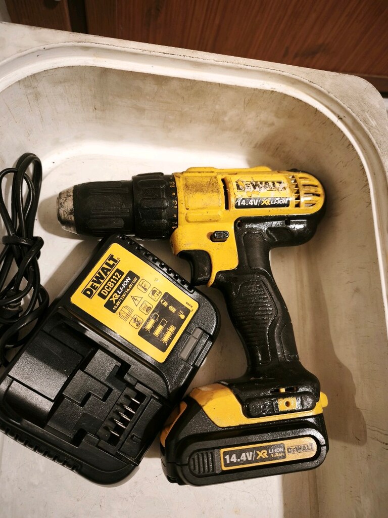 ORİJİNAL DEWALT 14 .4VOLT TEK BATARYALI ŞARJLI MATKAP - 6