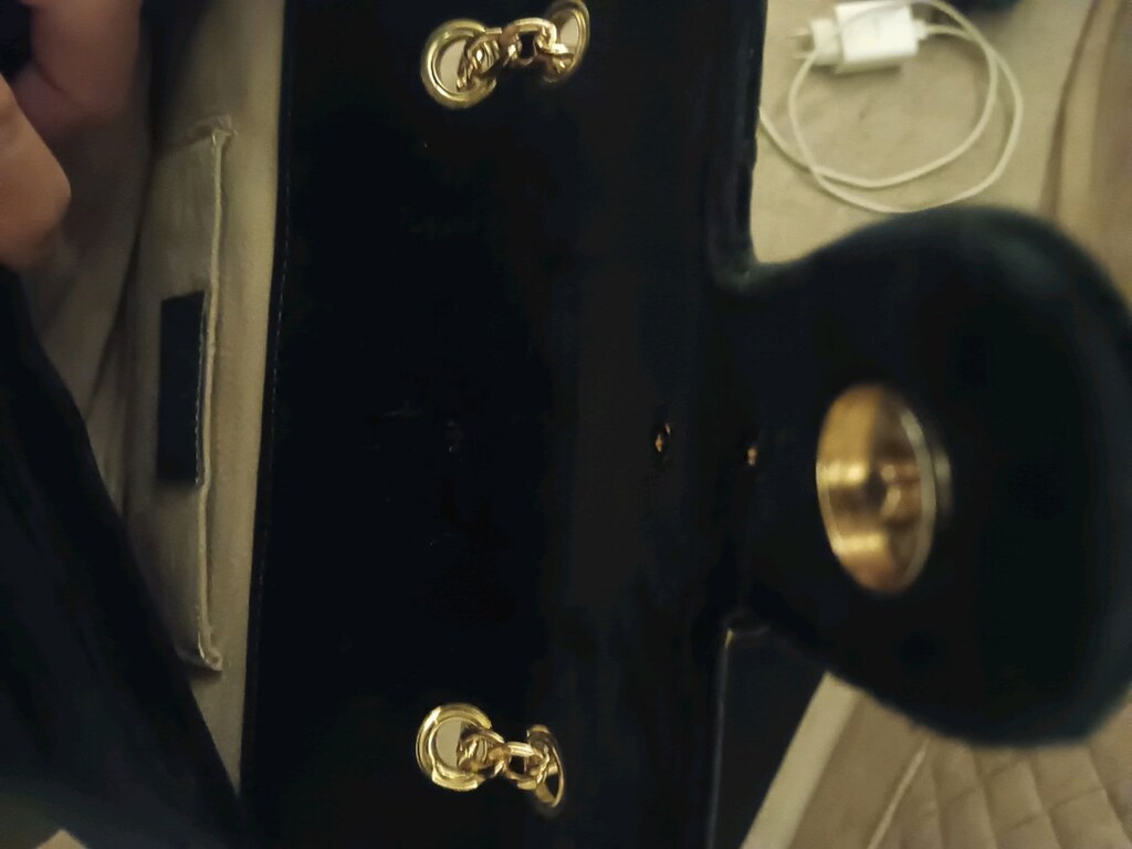 Gucci kol çantası ve hediyesi - 3