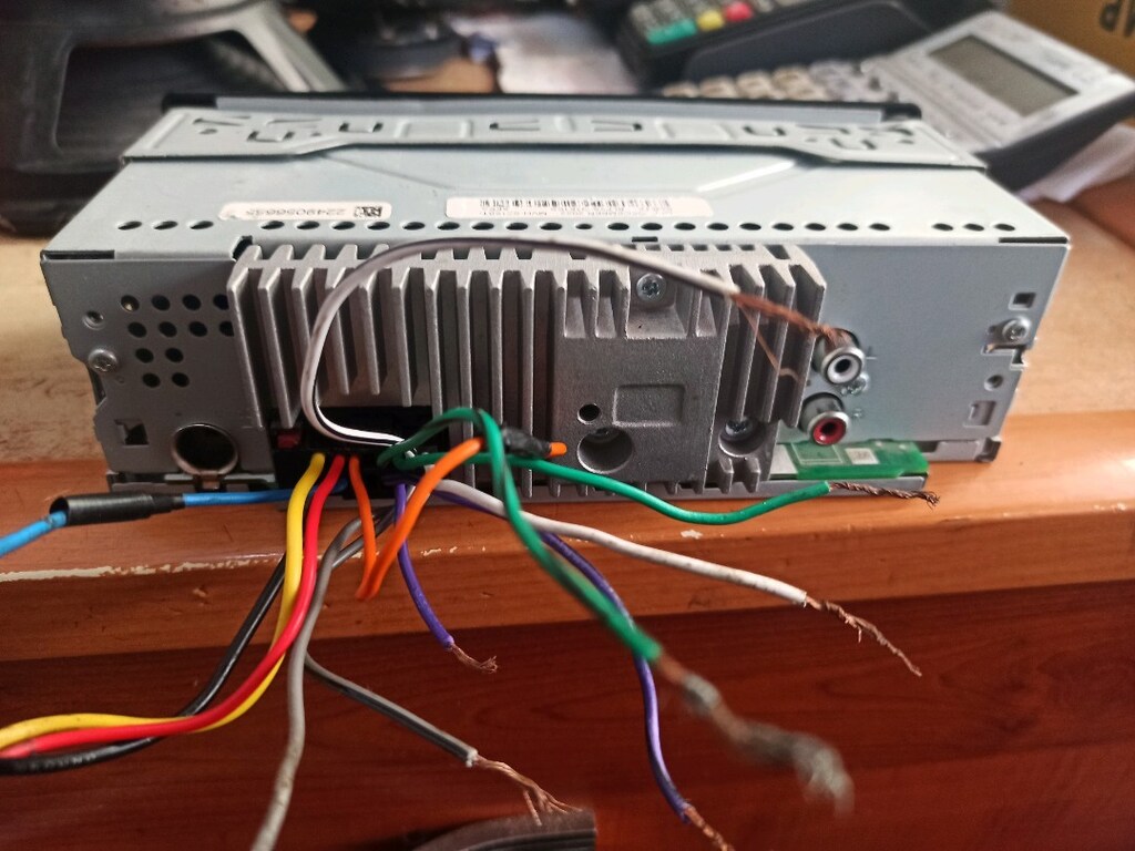 Sıfır ayarında Pioneer oto teyp USB AUX RADYO BULUTUT tek anfi çıkışli - 10