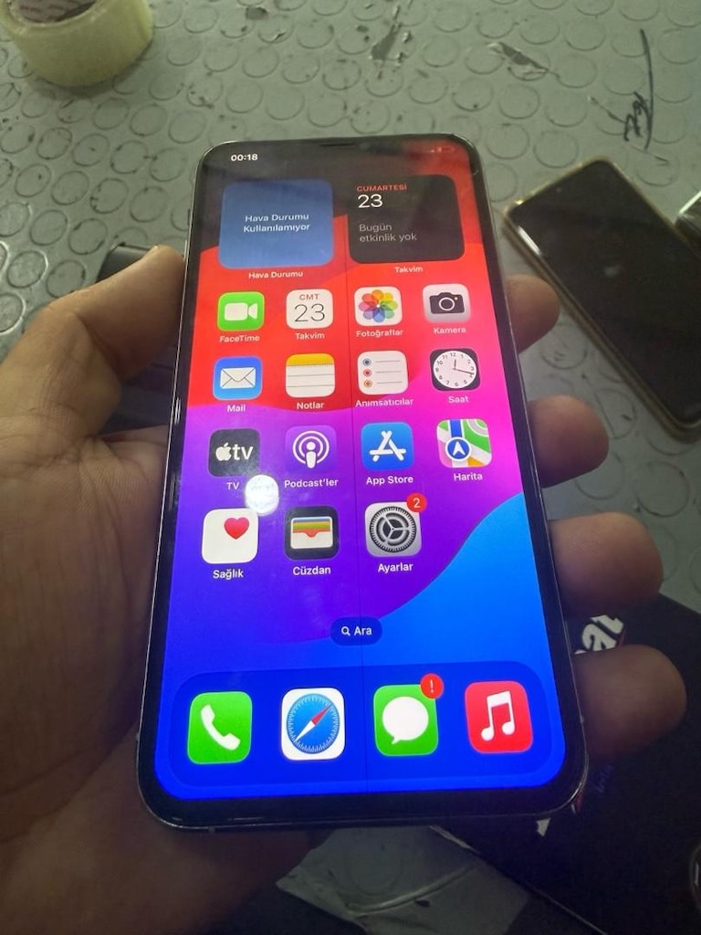 iPhone 11 Pro Max 512 gb yurtdışı 1,5 yıl açık - 2