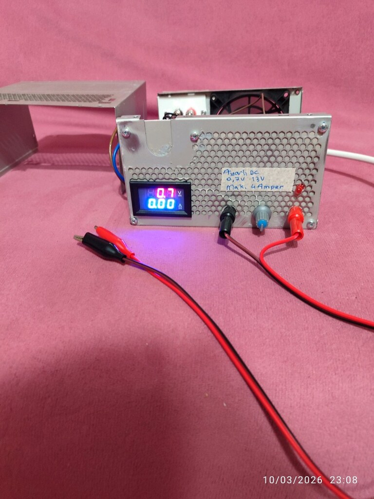 ayarlı0.7 13volt Mak 4amper göstergeli adaptör 1000tl - 2
