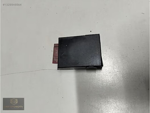 BMW E60 E90 YAKIT POMPA KONTROL MODÜLÜ 55892110