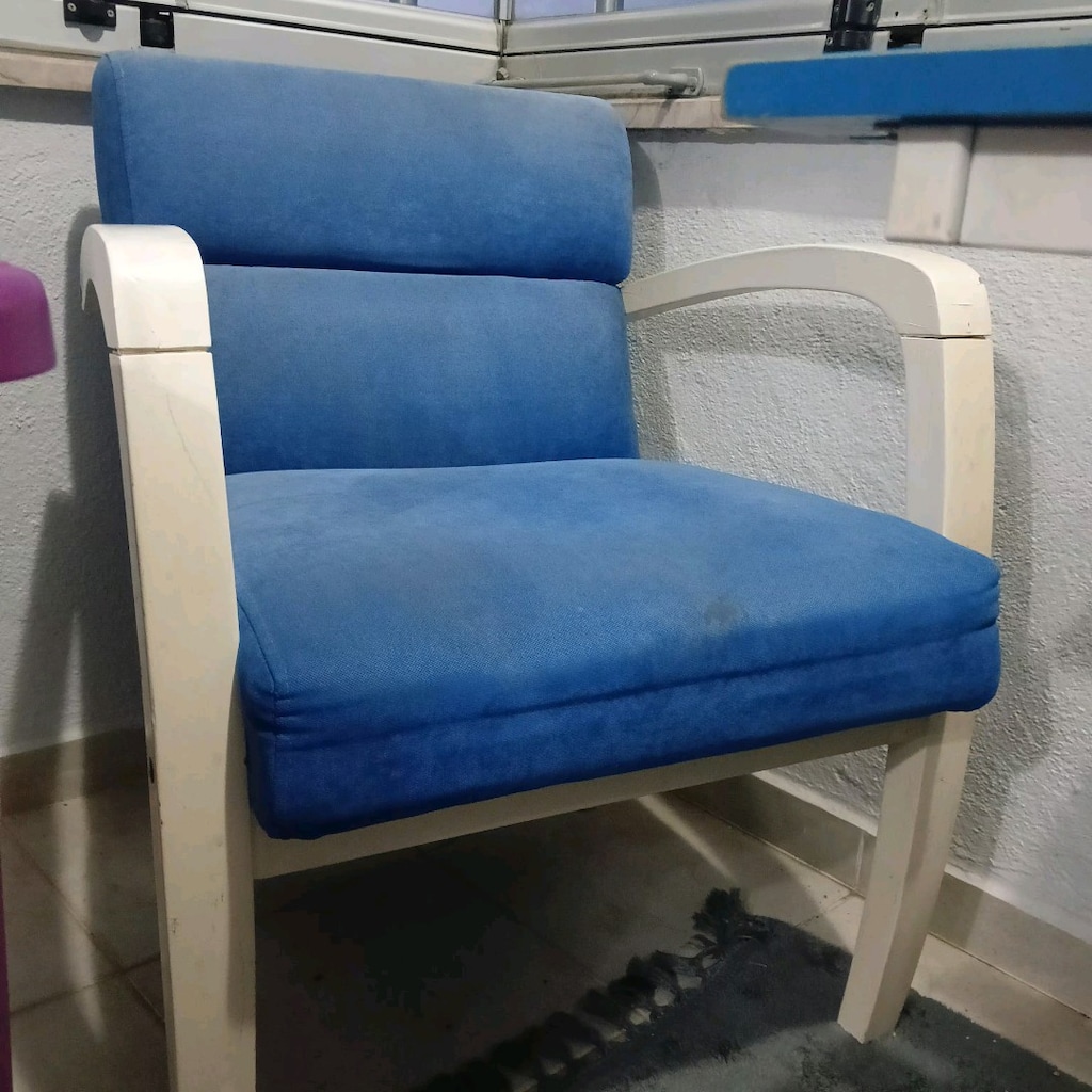 ACİL SATILIK SON FİYATTIR. Balkon koltuk takımı 2+1+1 ve katlanır masa - 9