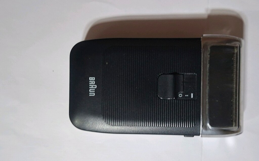 BRAUN SİXTANT 8008 TRAŞ MAKİNESİ - 5