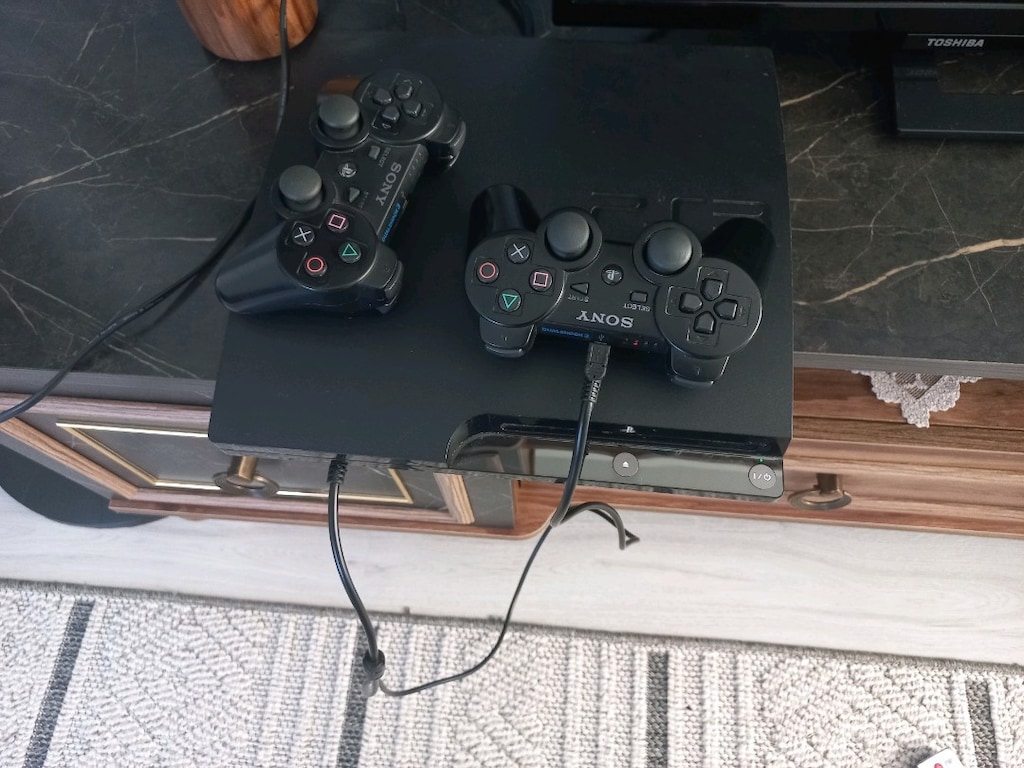 SATILIK SONY PLAYSTATION 3 SLIM – 2 ORİJİNAL KOL + 44 OYUN - 2