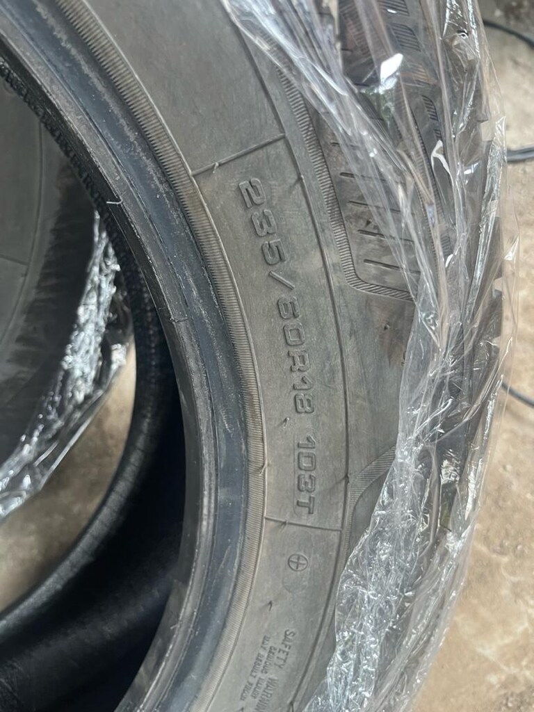 Goodyear lastik 235 60R18 - 6