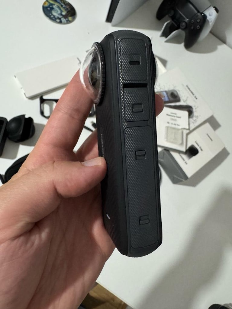 Insta360 x4 - Lens Cap, 3'lü Şarj Standı, Çift Batarya, 256 GB - 10