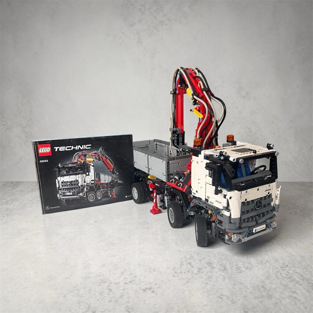 LEGO Technic 42043 Mercedes-Benz Arocs 3245 – Eksiksiz / Koleksiyonluk - 2