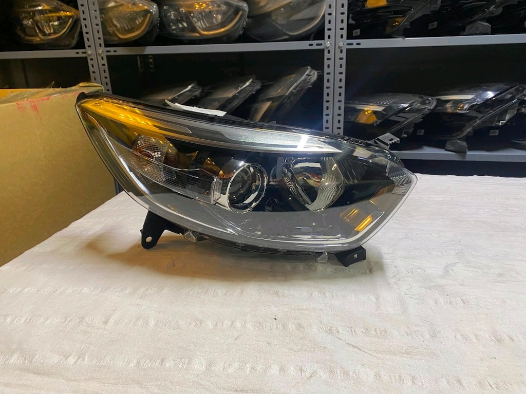 Renault Captur 2013/2017 Mercekli Orjinal Far Sitreçli