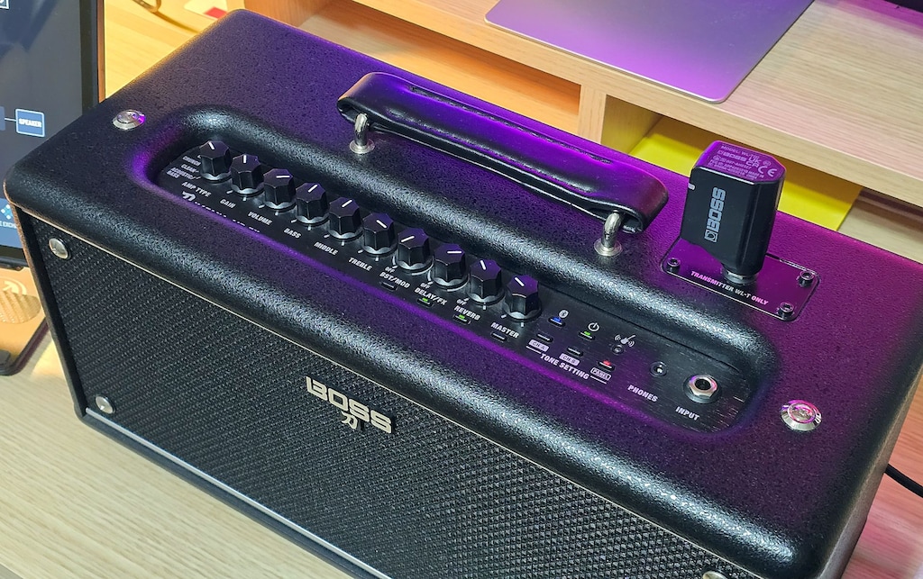 Boss Katana Air-Ex | Taşınabilir 2x5" Gitar Amfisi - 3