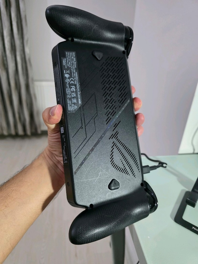 Asus ROG Ally Xbox - 3