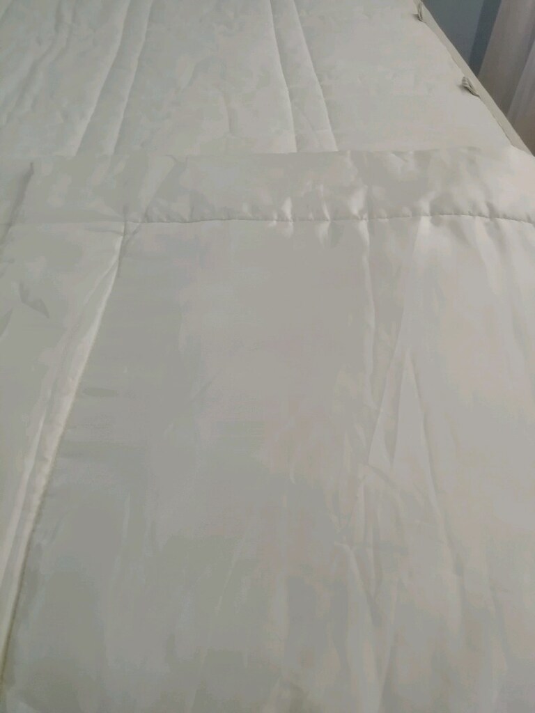 Linens marka yatak örtüsü seti - 11