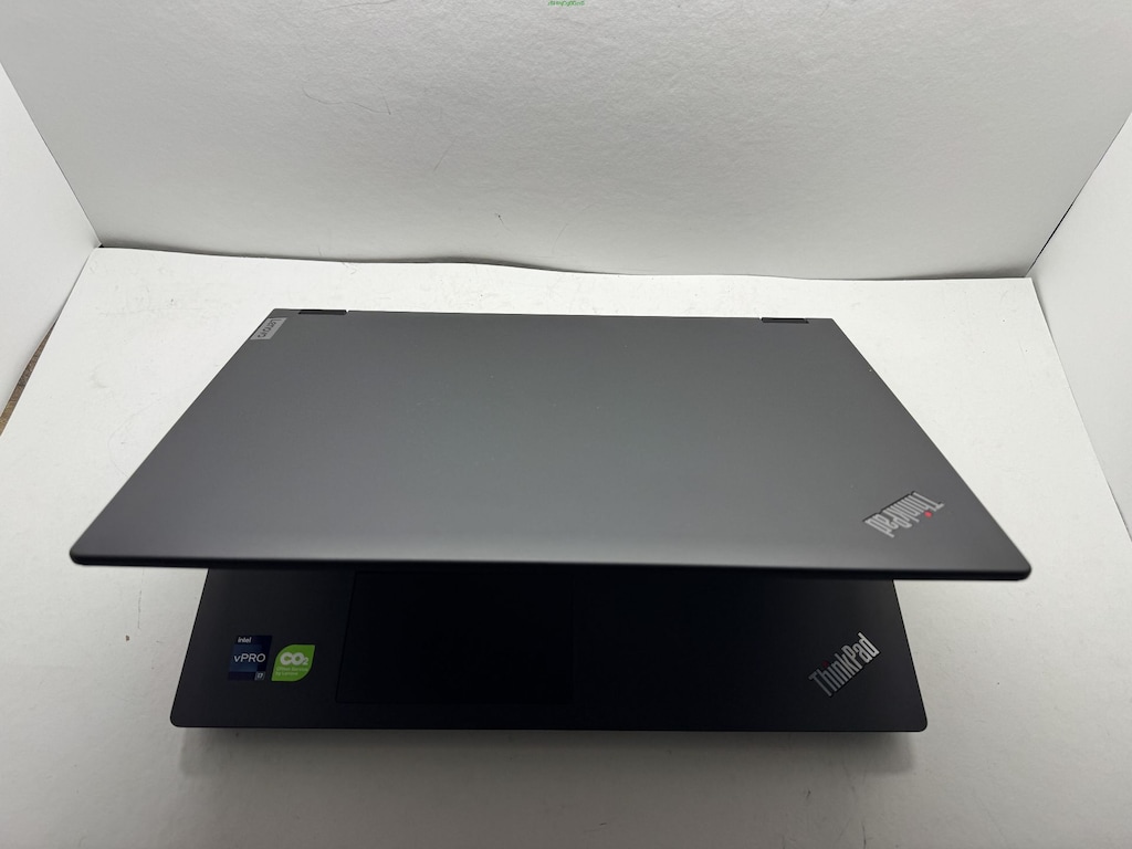 THİNKPAD P16V İ7 13. NESİL 32 GB RAM 512 NVME RTX A1000 - 8