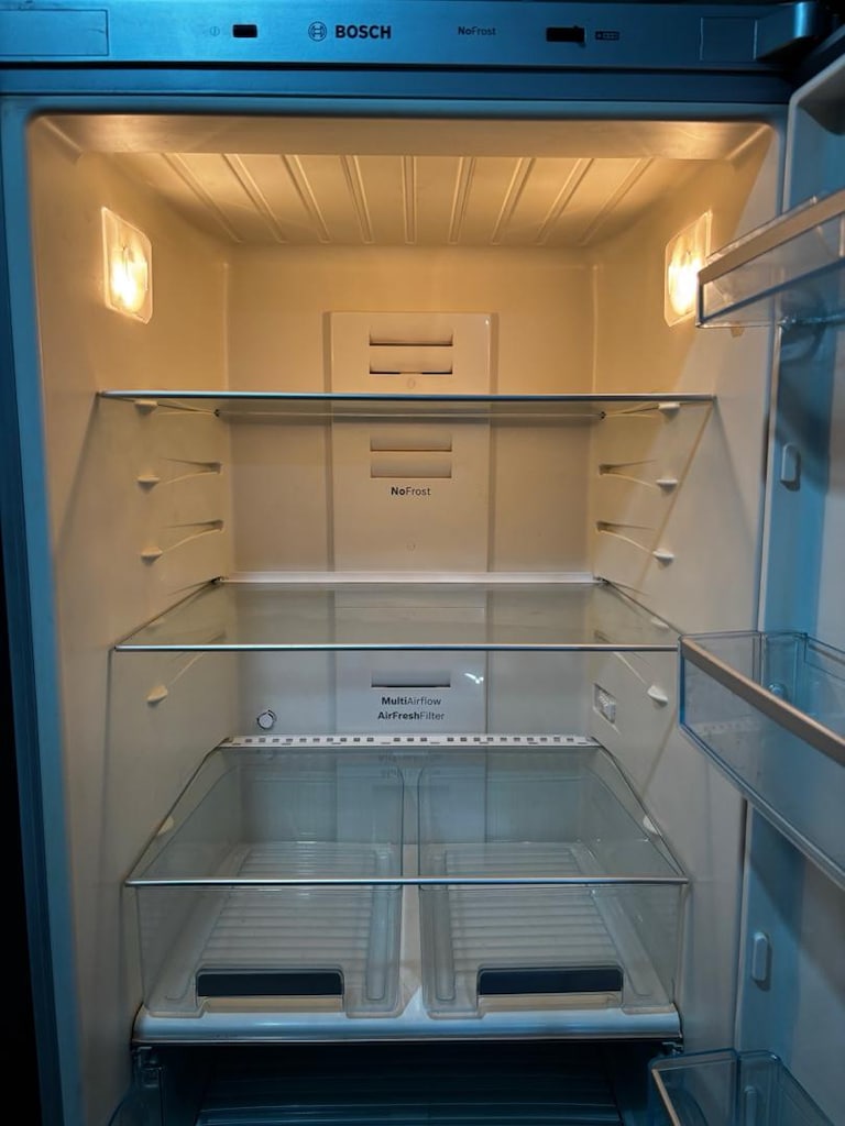 Bosch No Frost Buzdolabı – Garantili, Nakliye Ücretsiz - 9