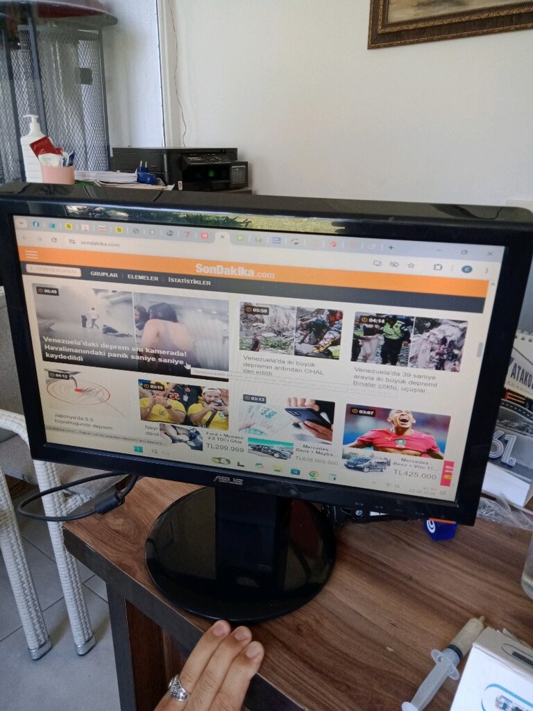 ASUS LCD Monitör VH 192D - 2