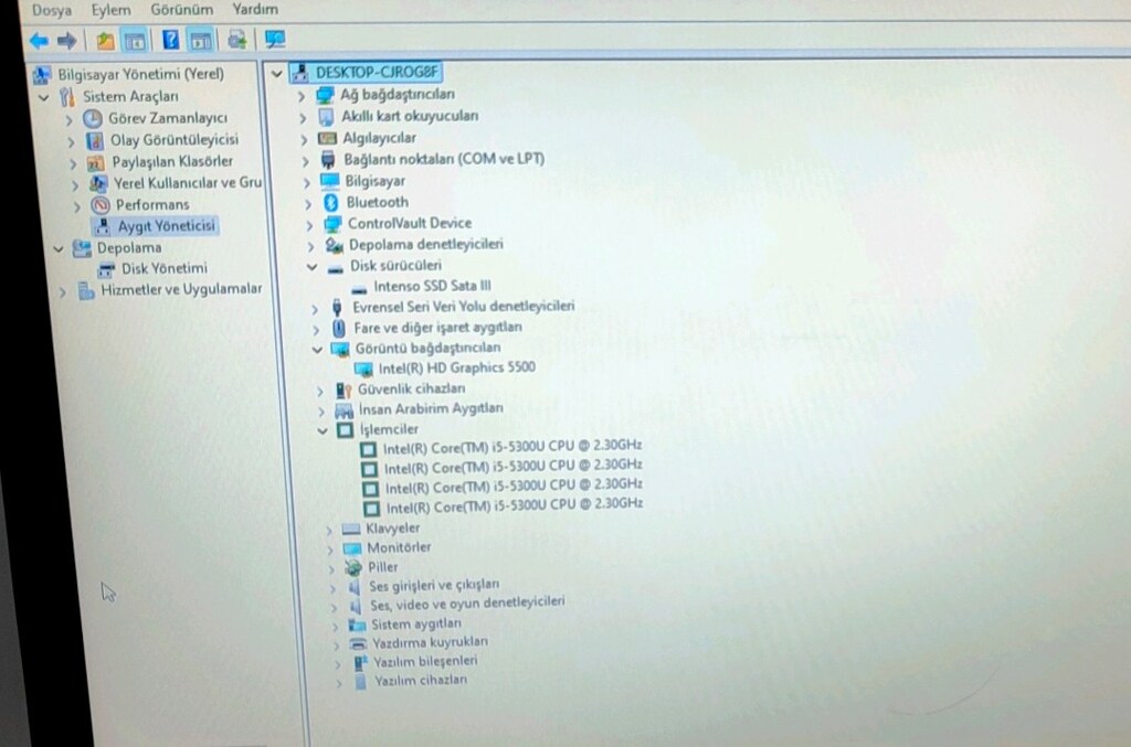 Dell Latitude E5550 laptop - 8