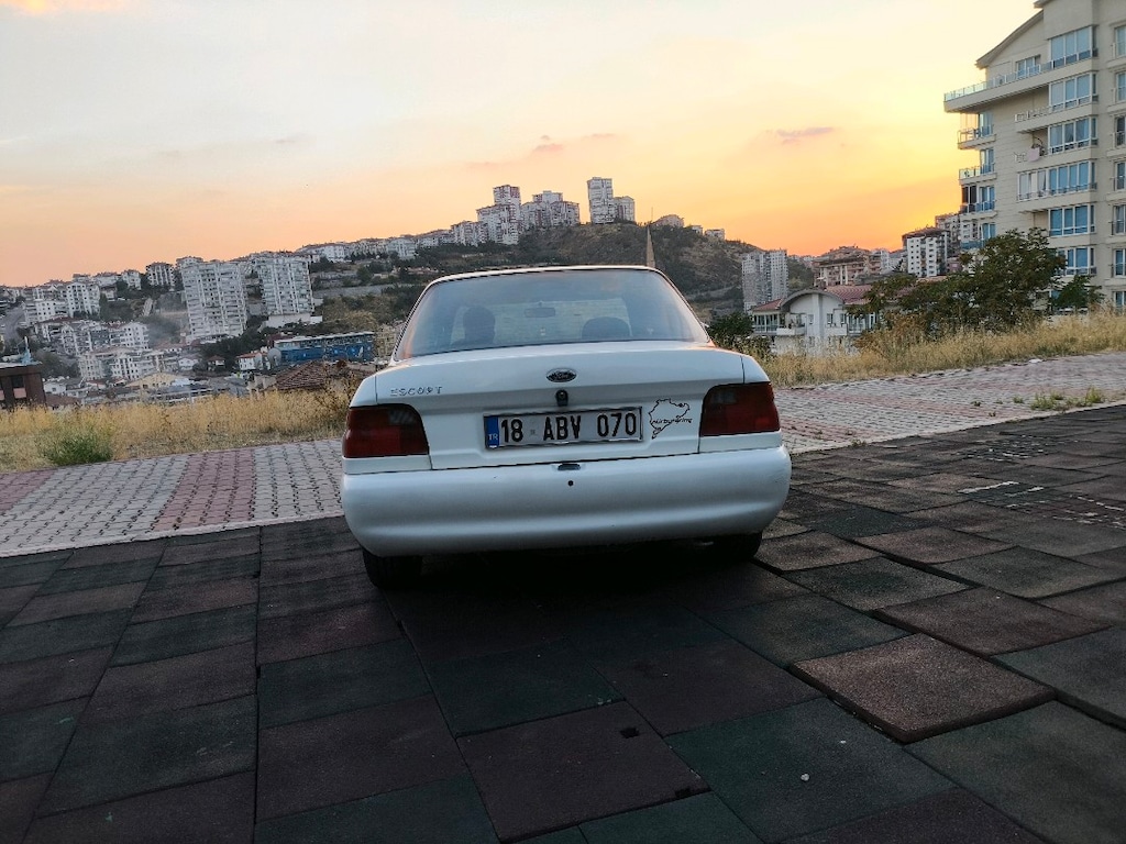 1998 FORD ESCORT CLX 1.6 16 VALF - 7