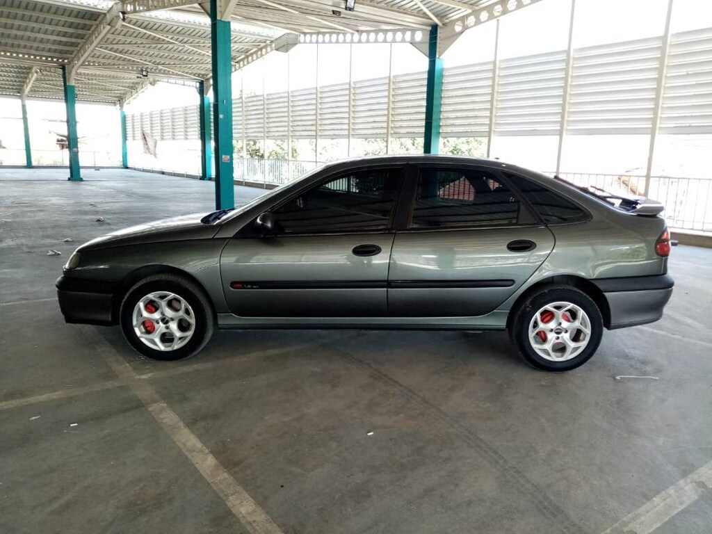 Reanult laguna 1.8 16v rxe - 4